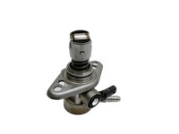 VW Touran II 5T 15-24 TSI 1,2 81KW Einspritzpumpe Hochdruckpumpe Benzinpumpe VW Touran II 5T 15-24 12.05.2016... Vorschau 1