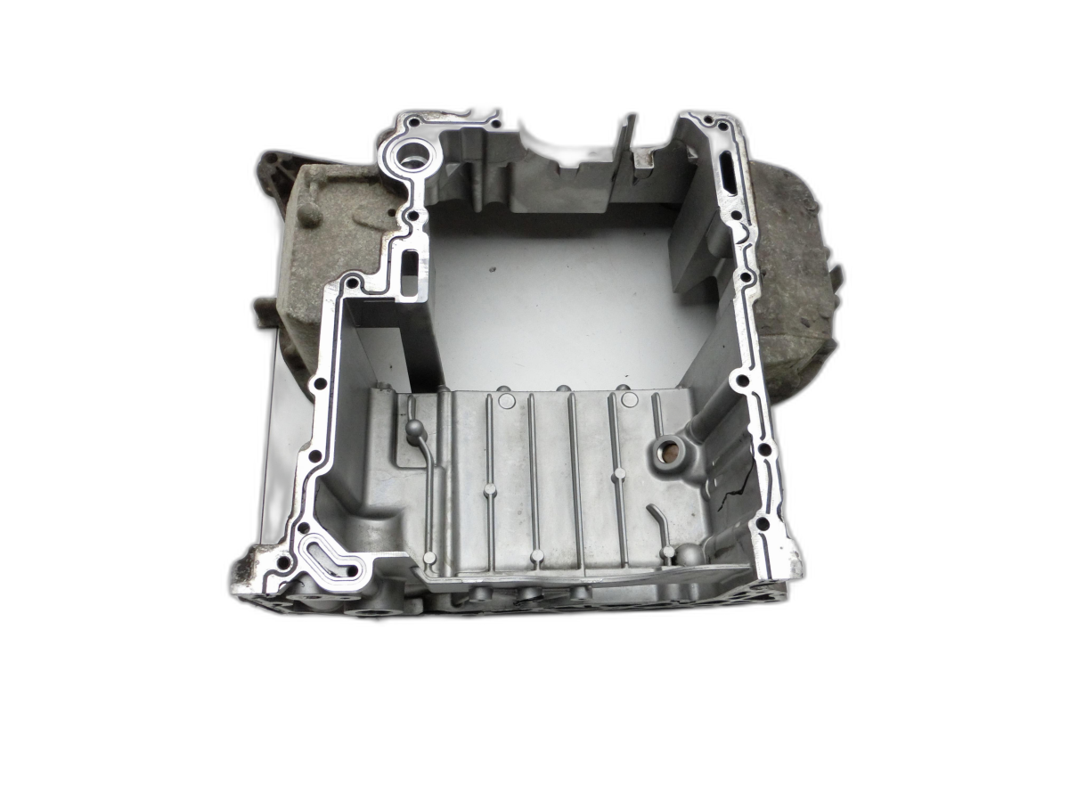 Audi A4 8K B8 QU 08-11 TDI 3,0 176KW CAPA Oberteil für Ölwanne Motorwanne  - Bild 1