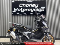 2025 Keeway XDV125 adv scooter 3640 miles, matt black