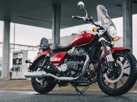 2025 Royal Enfield Super Meteor 650