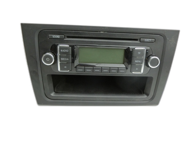 Audi A3 8P 09-12 Autoradio CD-Radio MP3  - Bild 1