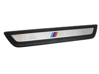 BMW X3 F25 10-14 Einstiegsleiste M-Sport Links Vorne BMW X3 F25 10-14 24.01.2013 5147-8050359 gebraucht Vorschau 1