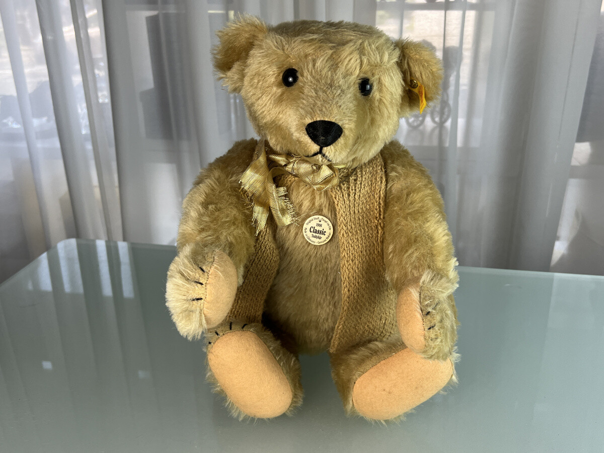 Steiff Classic Teddy Bear ベージュ classic-teddybaer-000867-10.jpg