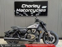 QJMOTOR SRV 600 V **V4 CRUISER**