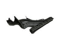 Ford Focus HP 18-22 KombiLim Halter Träger Aufnahme Führung für Stoßstange Links Hinten Ford Focus HP 18-22... Vorschau 1