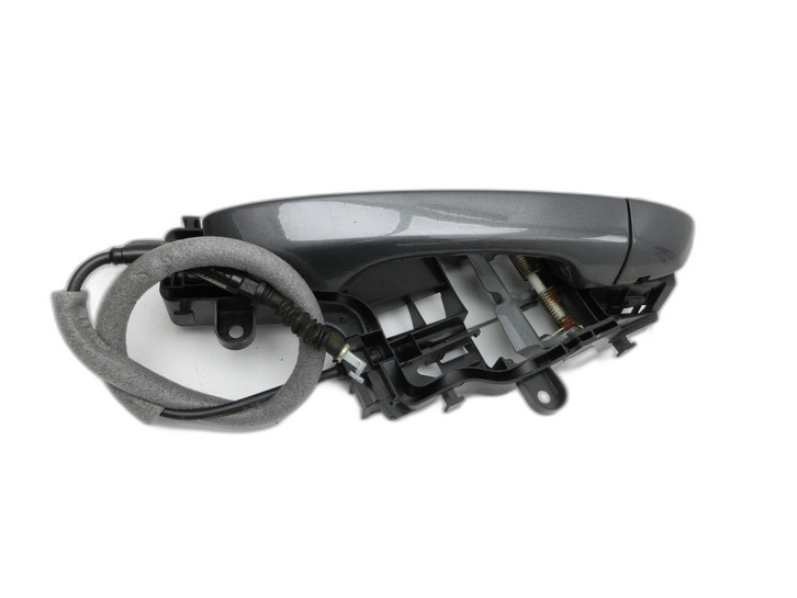 VW Passat B8 3G 14-19 Lim Türgriff Griff aussen Links Hinten LR7H VW Passat B8 3G 14-19 20.07.2015 3G0839167 gebraucht Bild 1