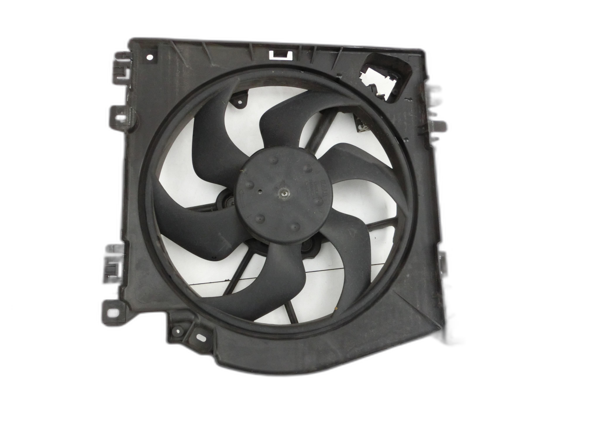 Renault Clio III 3P 09-12 1,2 55KW Lüfter Ventilator f. Kühler  - Bild 1