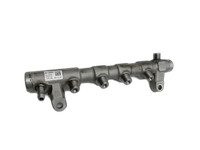 Audi A3 8P QU 10-12 2,0 77KW Hochdruck Verteiler Verteilerrohr Audi A3 8P QU 10-12 31.01.2011 03L130089P 03L089M... Vorschau 1