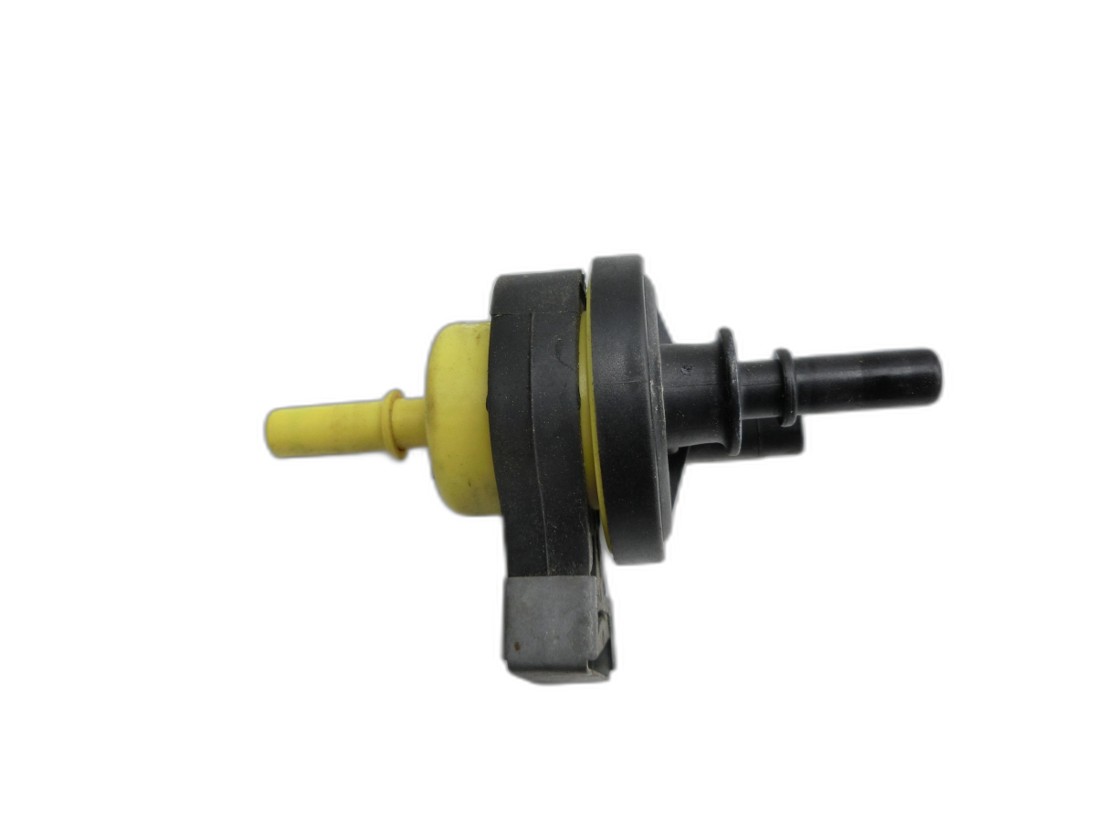 Nissan Micra V K14 17-22 IG-T 1,0 74KW Tankentlüftungsventil Ventil  - Bild 1