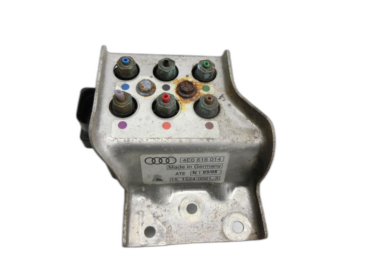 Audi A8 D3 4E qu 02-05 Ventilblock f. Luftfahrwerk Federung Pos.1  - Bild 1