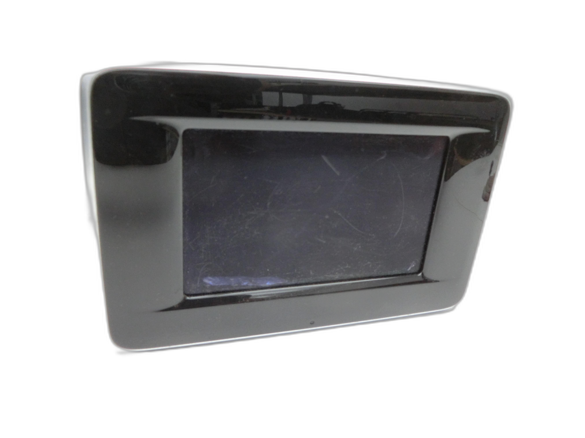 Mercedes W176 A180 12-15 Bildschirm Display Monitor  - Bild 1