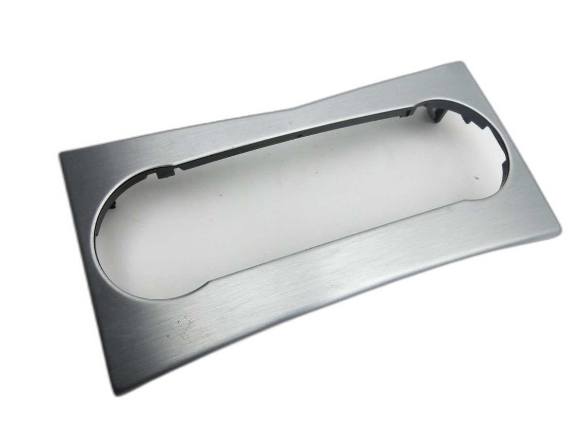 Mercedes W204 07-11 Blende Einbaurahmen Kabedienteil - Bild 1