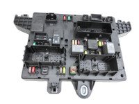 Opel Astra J 09-12 Batteriestützpunkt Plus Sicherungs- Relais Opel Astra J 09-12 28.10.2011 13302301 365927271... Vorschau 1