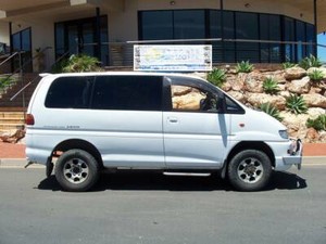 Mitsubishi delica 1997