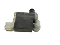 Kia Ceed JD 12-15 Waschwasserpumpe Wischwasserpumpe Waschpumpe Vorne Kia Ceed JD 12-15 28.03.2013 985102V100 gebraucht Vorschau 1