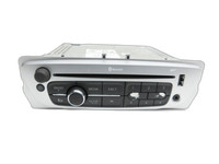 Renault Megane III CC 10-16 Autoradio CD-Radio Renault Megane III CC 10-16 19.03.2014 281157081R A2C32352700 gebraucht Vorschau 1