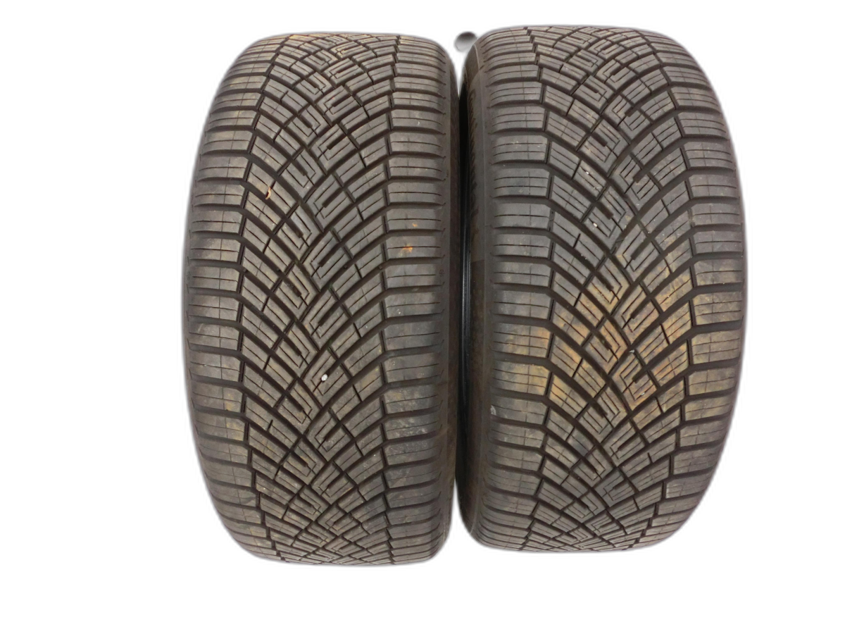 Mercedes A209 CLK200 05-09 2x Reifen Ganzjahresreifen Continental 225/40R18 92Y 7.5mm  - Bild 1