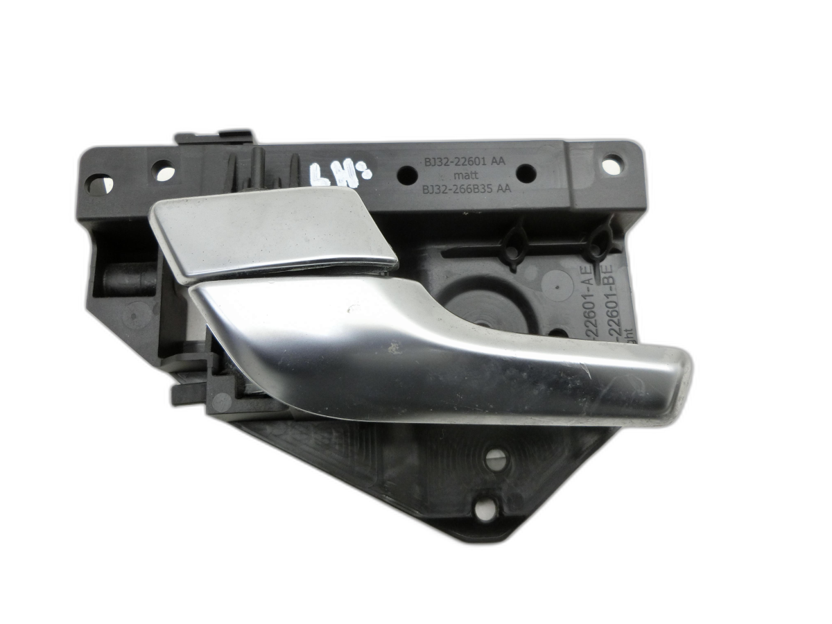 Range Rover Evoque L538 11-15 Kombi Türgriff Griffmuschel Griff Innen Links Hinten  - Bild 1