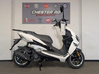 MGB Cruise 125cc Automatic scooter moped Lerner legal