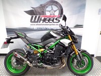 2025 KAWASAKI Z900 SE PERFORMANCE LOW MILEAGE EXAMPLE
