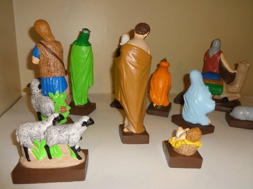 Vintage 11 Piece Nativity Set 1977 Williams Hand Painted Bright Colors
