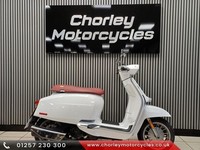 LAMBRETTA V-125 SPECIAL