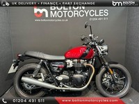 Triumph Speed Twin 900 Motorcycle Red and Black