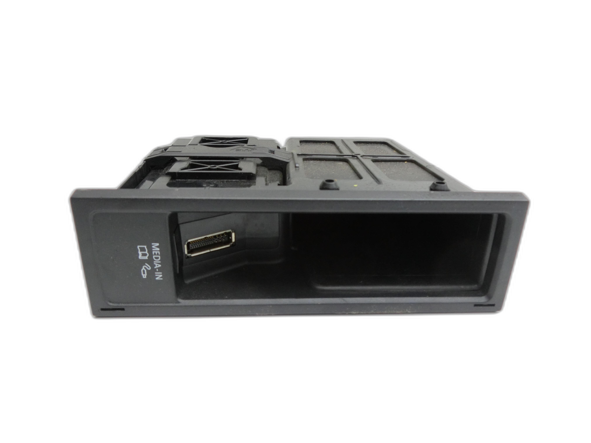 VW Passat 3C B7 10-15 Steuergerät ECU Modul Interface SG Media In  - Bild 1