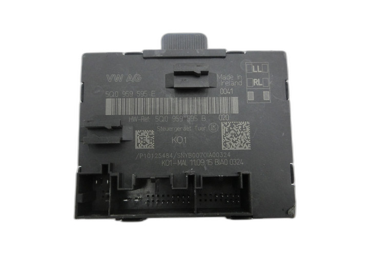 VW Passat B8 3G 14-19 Steuergerät ECU SG Türmodul Links Hinten  - Bild 1