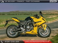 SUZUKI GSX-8R KIIRO (GSX800FKEM5), 0 MILES UNREGISTERED LIMITED EDITION YELLO...