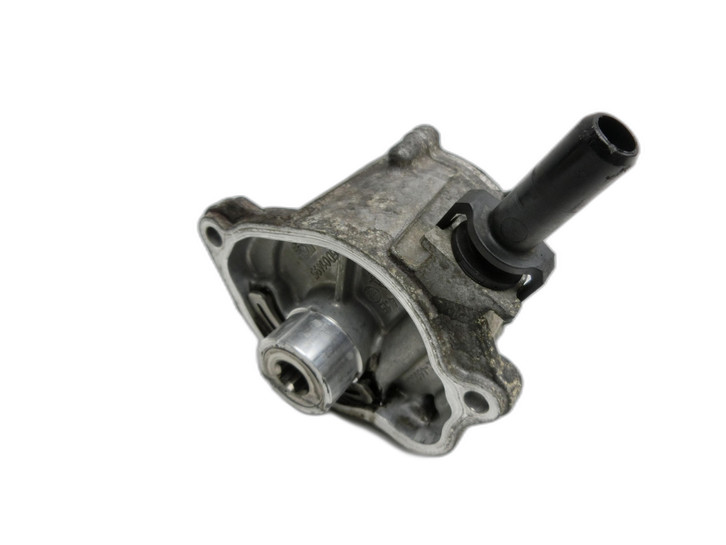 Mercedes E220 S212 09-13 CDI 2,2 125KW 651.924 Unterdruckpumpe Vakuumpumpe  - Bild 1