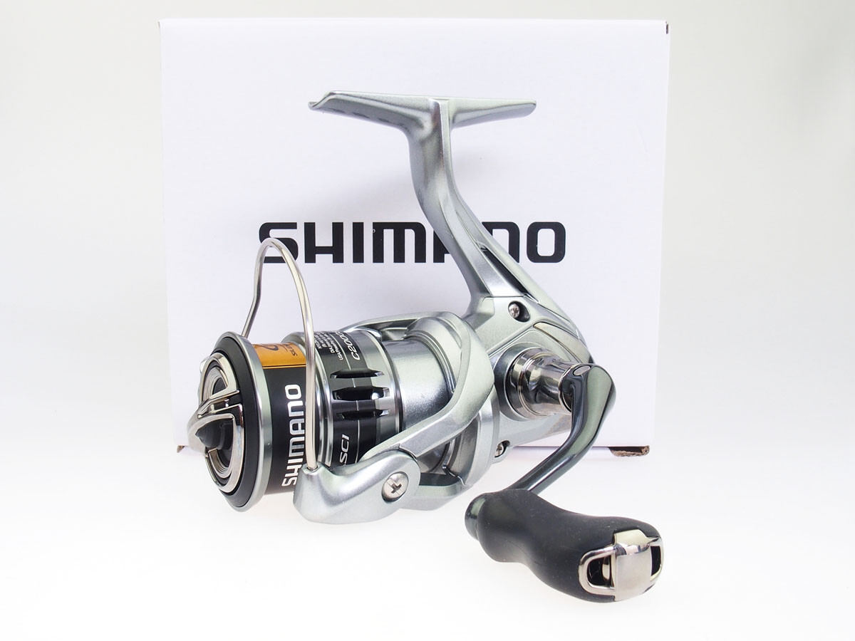 シマノ ナスキー C2000S (リール) 価格比較 - 価格.com