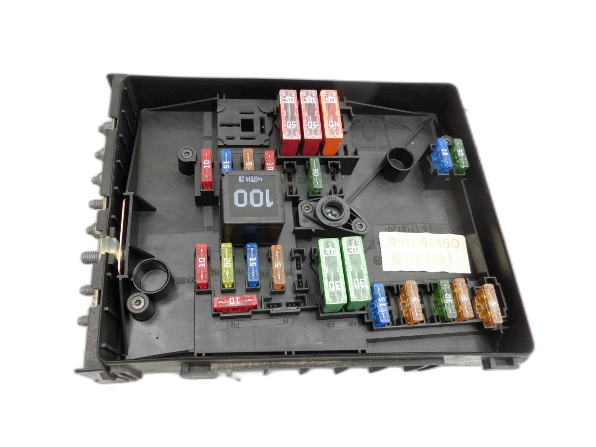 VW Golf V 5 1K 04-09 TSI 1,4 103KW Sicherungskasten Zentralelektrik  - Bild 1