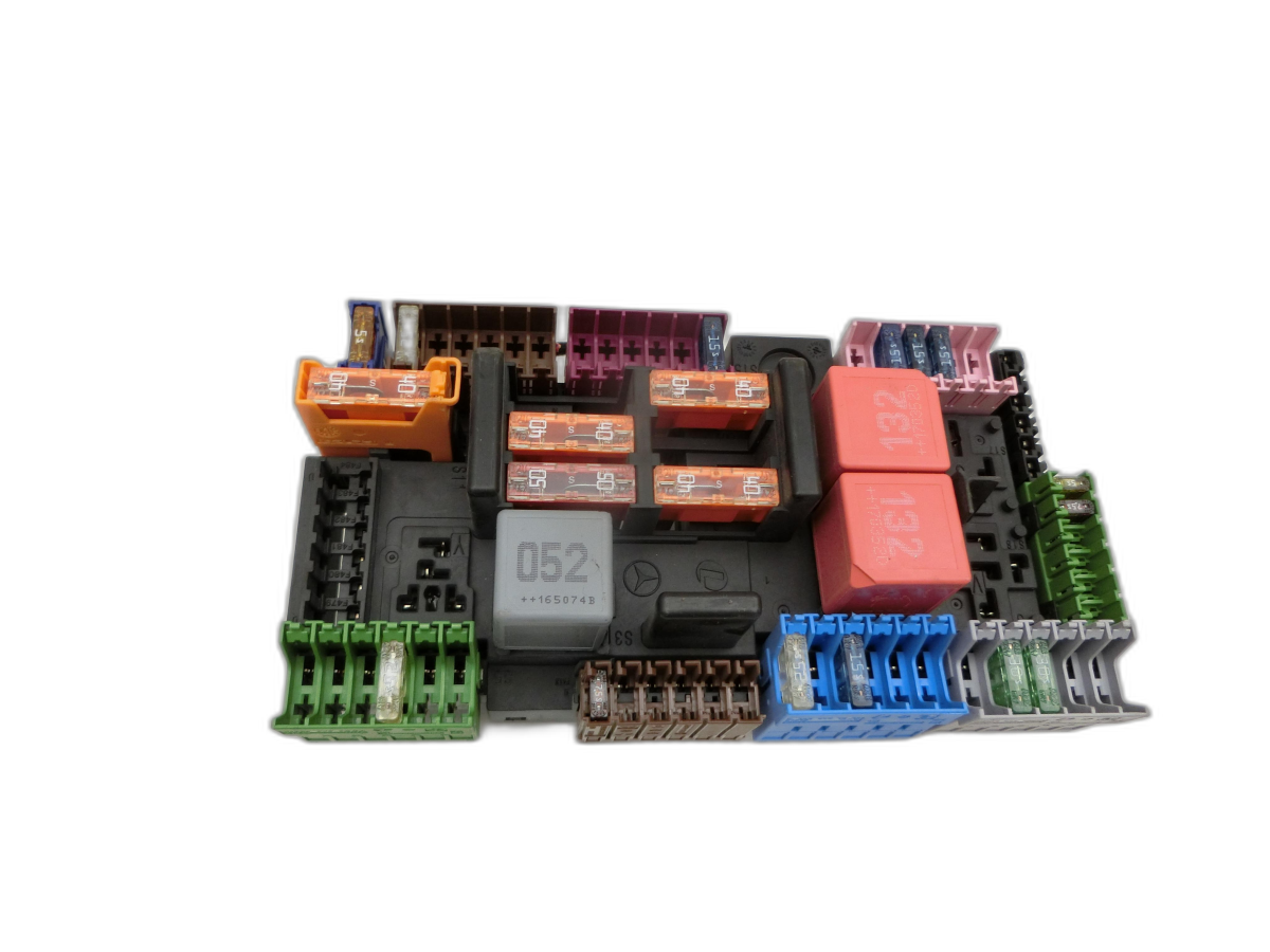 Mercedes S213 E220d 17-21 CDI 2,0 143KW Sicherungskasten Zentralelektrik  - Bild 1