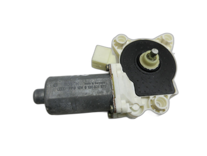 Mercedes W211 E200 02-06 Lim Fensterhebermotor Rechts Vorne Mercedes W211 E200 02-06 27.02.2003 A2118203042... Bild 1