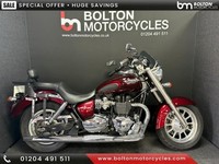Triumph Bonneville 865 Motorcycle Red