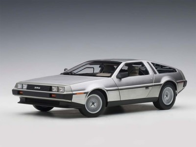 AUTOart 1/18　デロリアン DMC-12  サテンシルバー　79916 DELOREAN DMC-12 SATIN FINISH 1:18 by AUTOART 79916 COMPOSITE