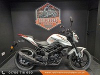 The New QJ Motor TRX 125 , great looking leraner legal  125