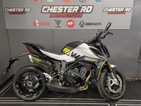 QJMotor SRK 921 2026