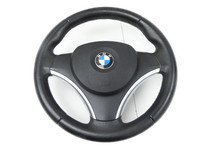BMW E88 120d LCI 08-11 Sportlenkrad Lenkrad Airbaglenkrad BMW E88 120d LCI 08-11 11.03.2010 3-369-E87-1 gebraucht Vorschau 1