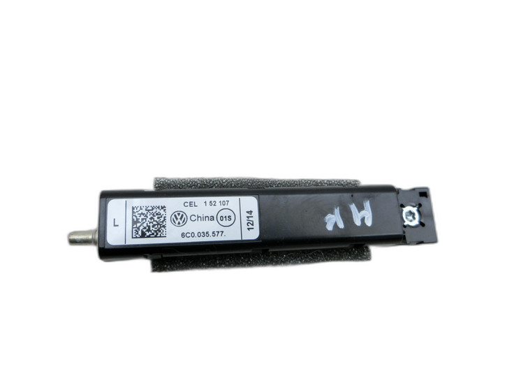 VW Polo V 6R 14-17 Antennenverstärker Weiche Antenne Rechts Hinten  - Bild 1