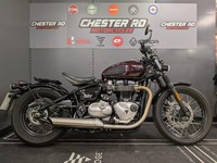2020 (70) Triumph Bonneville Bobber 1200 in Red