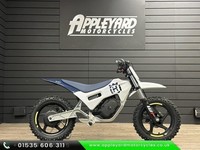 HUSQVARNA EE2 2025