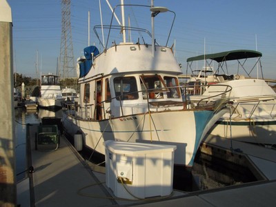 CHB TRAWLER, 35 Feet, 1978 , Ford Lehman 120 HP,.... Great Chance !!!