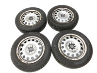 Mini One R56 LCI 13-16 4 x Kompletträder Stahlfelge Winterreifen 175/65R15 4X100 Mini One R56 LCI 13-16 24.09.2012... Vorschau 1
