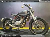 CCM Spitfire SIX 2022 Very Low Miles