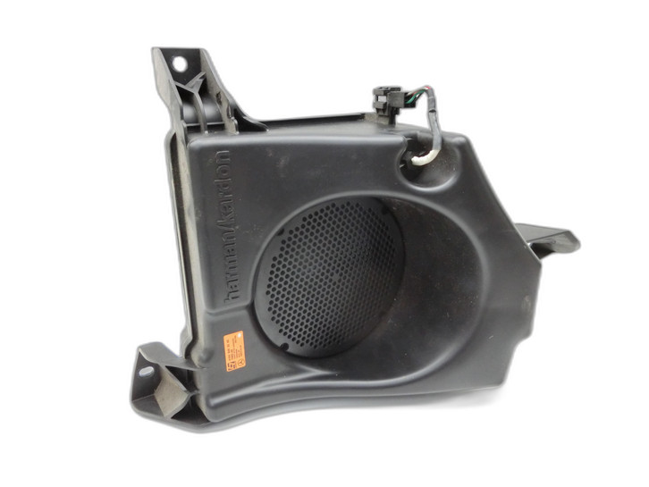 Mercedes W164 ML420 05-09 Lautsprecher Subwoofer Harman/Kardon - Bild 1