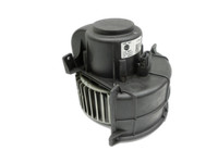 VW Amarok 2H 10-16 Gebläsemotor Lüftermotor Heizungsgebläse VW Amarok 2H 10-16 06.04.2011 17769BA11 2H1820021 gebraucht Vorschau 1