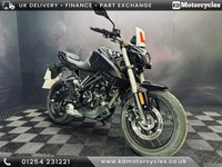 VOGE R125, 2025 fitted with heated grips