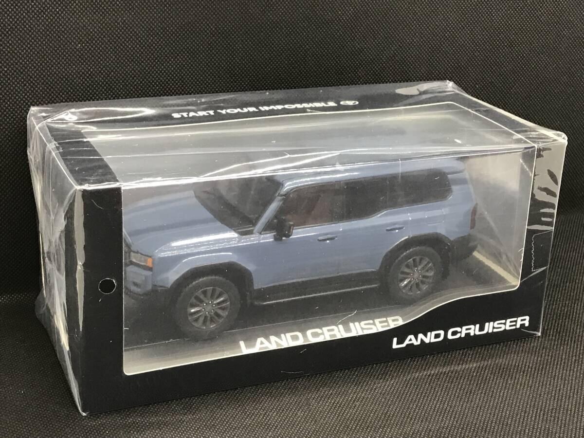 Toyota Land Cruiser 250 Color Sample Mini Car Smoky Blue 1